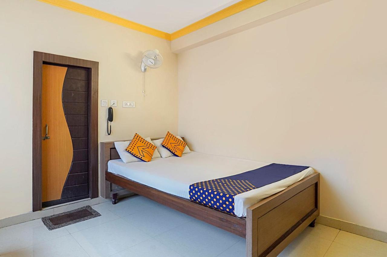 Hotel O Trisha Guest House Dum Dum Zewnętrze zdjęcie
